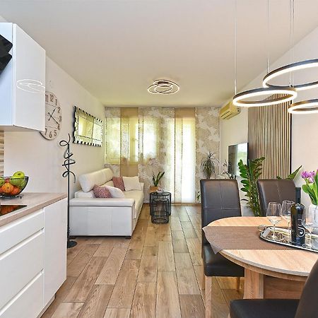 Apartment 2207 Pula Zewnętrze zdjęcie